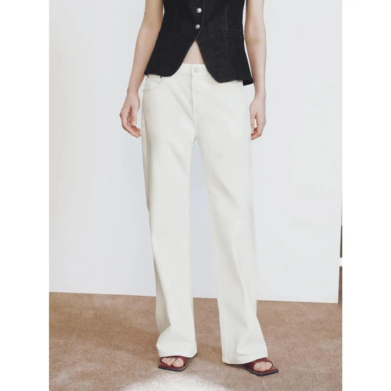 URBAN REVIVO Women's Elegant High-Waist Wide-Leg Jeans in Stretch Cotton with Front Seam-Detail and Discreet Pockets, Fabric, Hip, Bottom, Pants