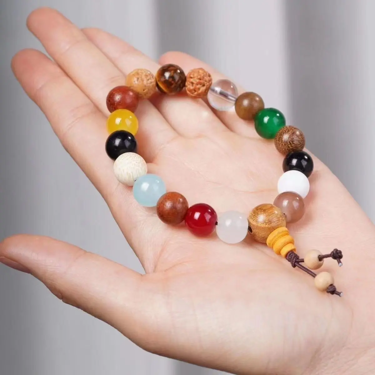 ideal,attraction,money,gold,heart,,chain,snake,,minimalist,,sister,,waterproof,collection,elegant,coastal,romantic,Lingyin 18-Seed Beads Bodhi Bracelet with Rosary Pattern, Unisex Fashion Costume Jewelry for Good Fortune & Anniversary Gifting, Unisex Wear