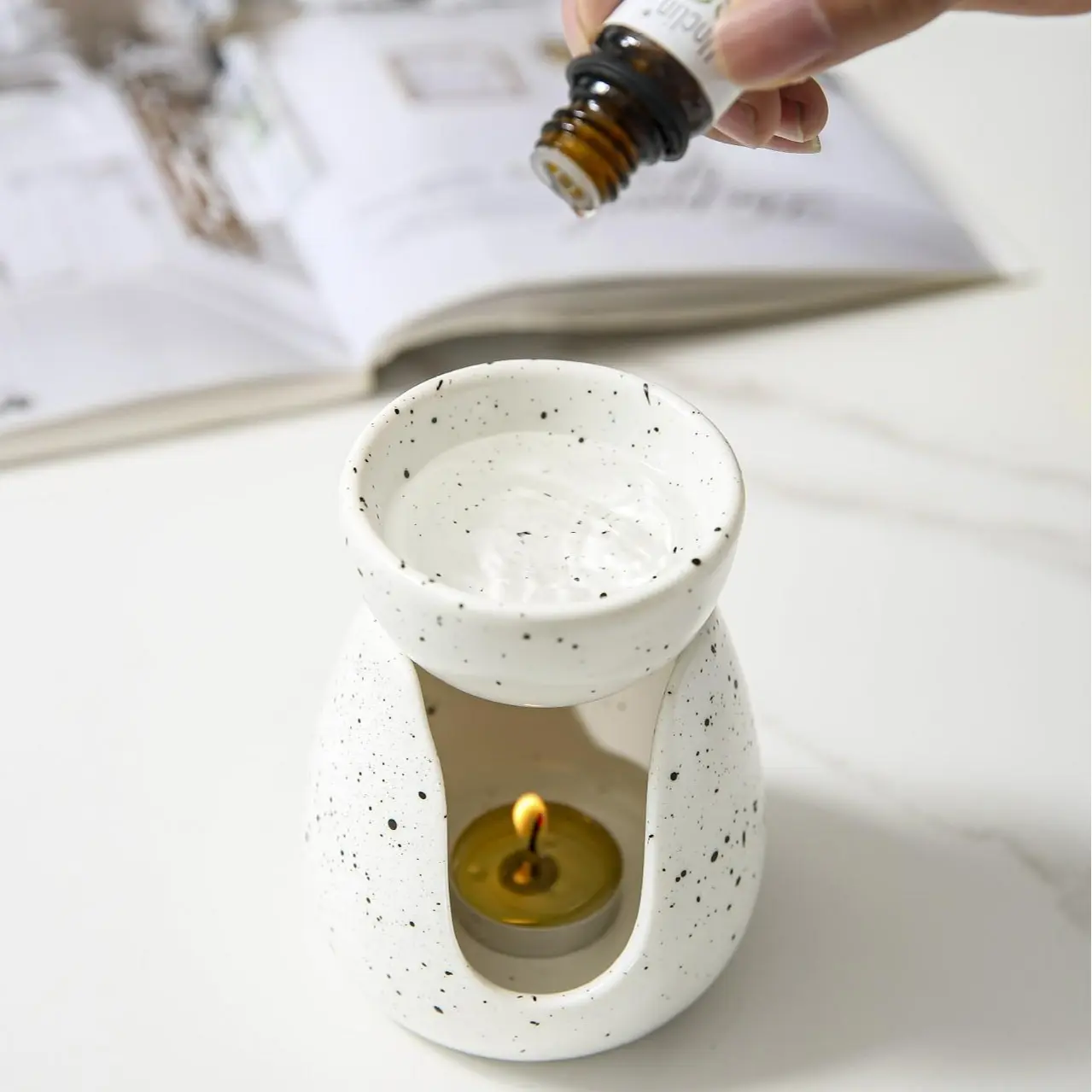 Hollow Out Ceramic Diffuser, Christmas Gift & Decor, Living Room & Dining Table Decoration, Durable Home & Hotel Decor, Warm Atmosphere, Artisan Candle Holder, Aroma Diffuser