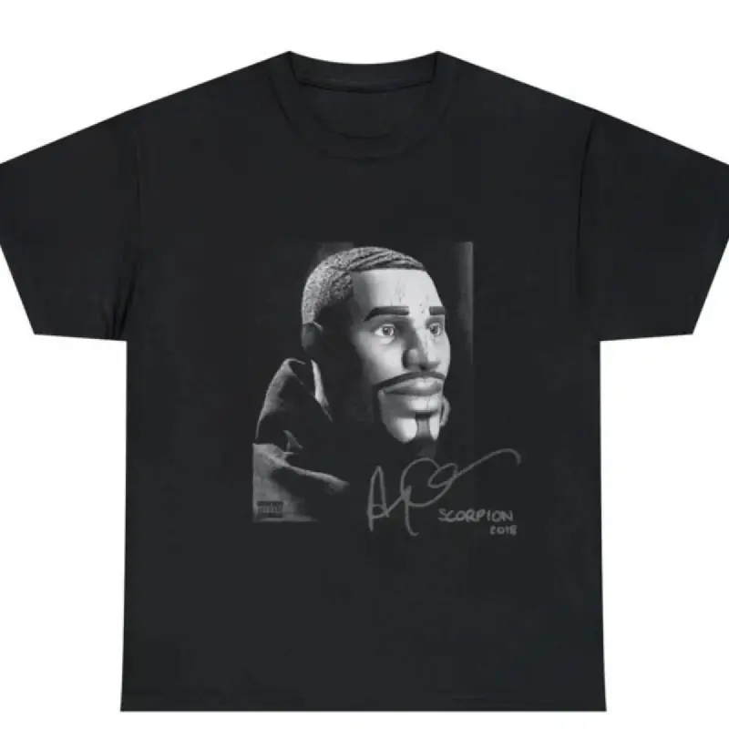 Scorpion x Fortnite Graphic T-Shirt - Unisex Classic Cotton Shortsleeve Round Neck Black Basic Casual Streetwear Top with Tropical Fun Pattern, Soft Vintage Sports Fit, High-Quality Custom Print for Men, Women, Plus Sizes