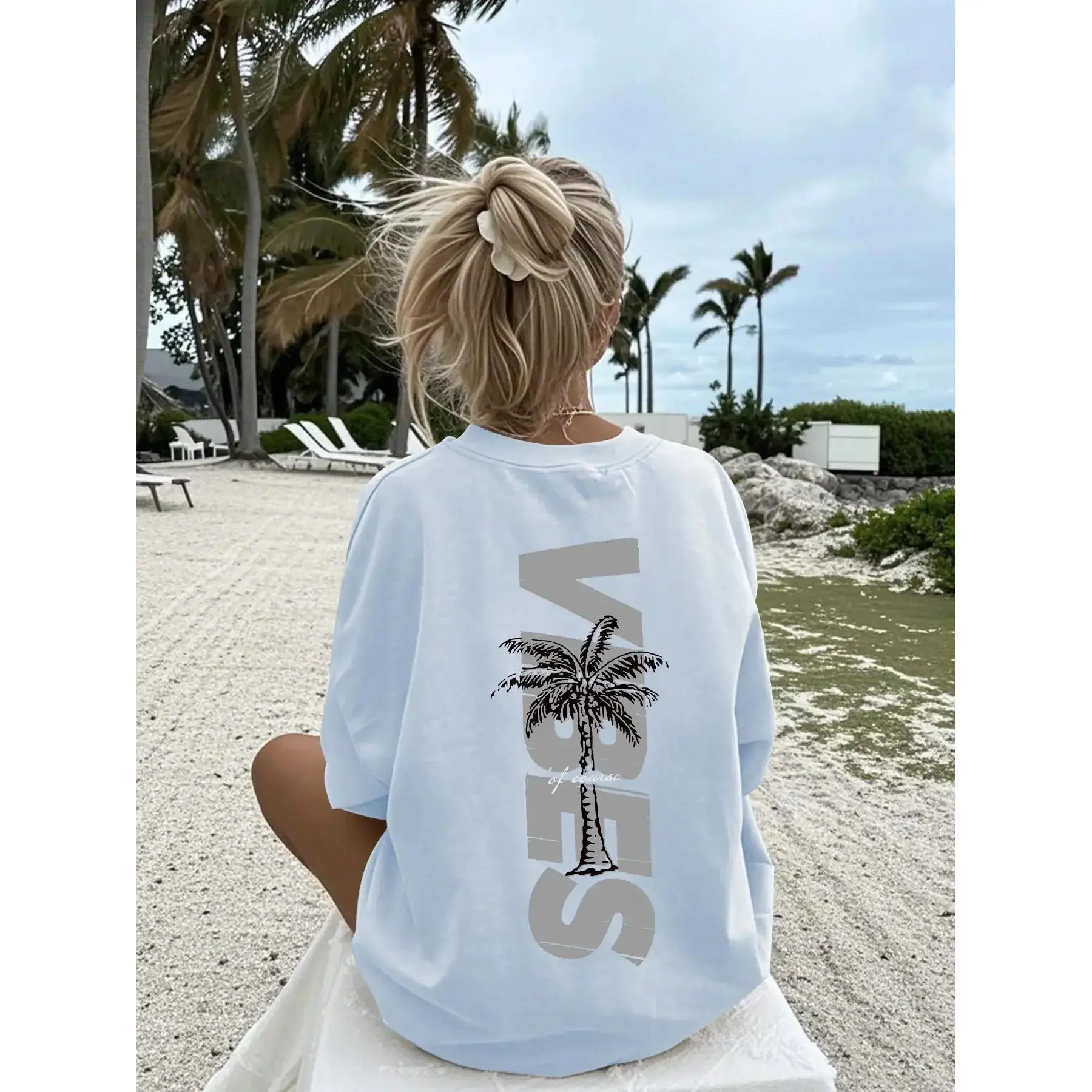 Unisex Casual Round Neck Printed T Shirt, Loose Version Tropical Coconut Tree Pattern Tee, Light Breathable Soft Knit Fabric Top, Trendy Holiday Style Apparel for Summer Beach Outdoor Daily Casual Street Wear