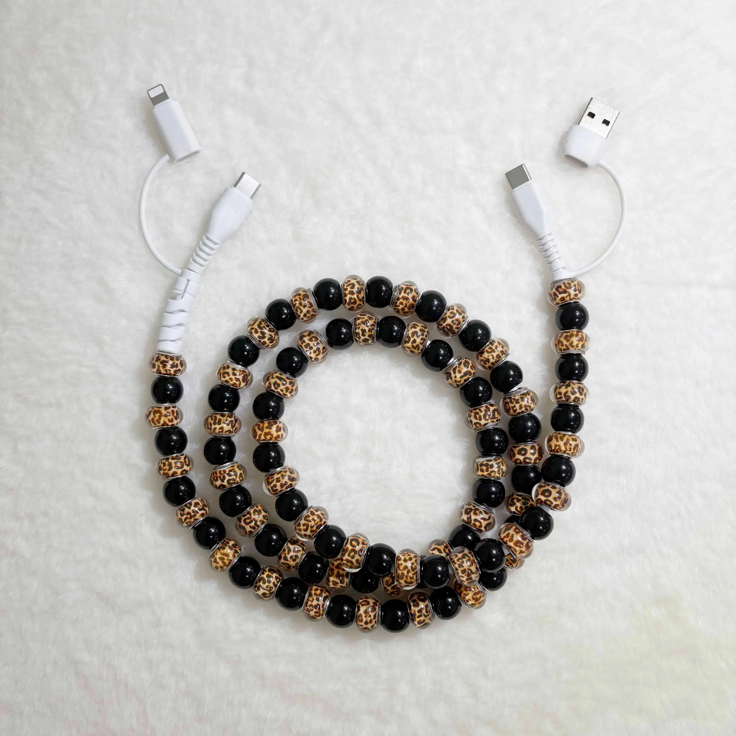 Fashionable 4 in 1 Beaded Charging Cable Fast Charge for Phone， Compatible with all devices USB-C and Lightning interfaces, 3.3 feet in length, ideal for women for fast charging, Holiday gifts, New year gifts, Beaded Charging Cords, Charger Cable