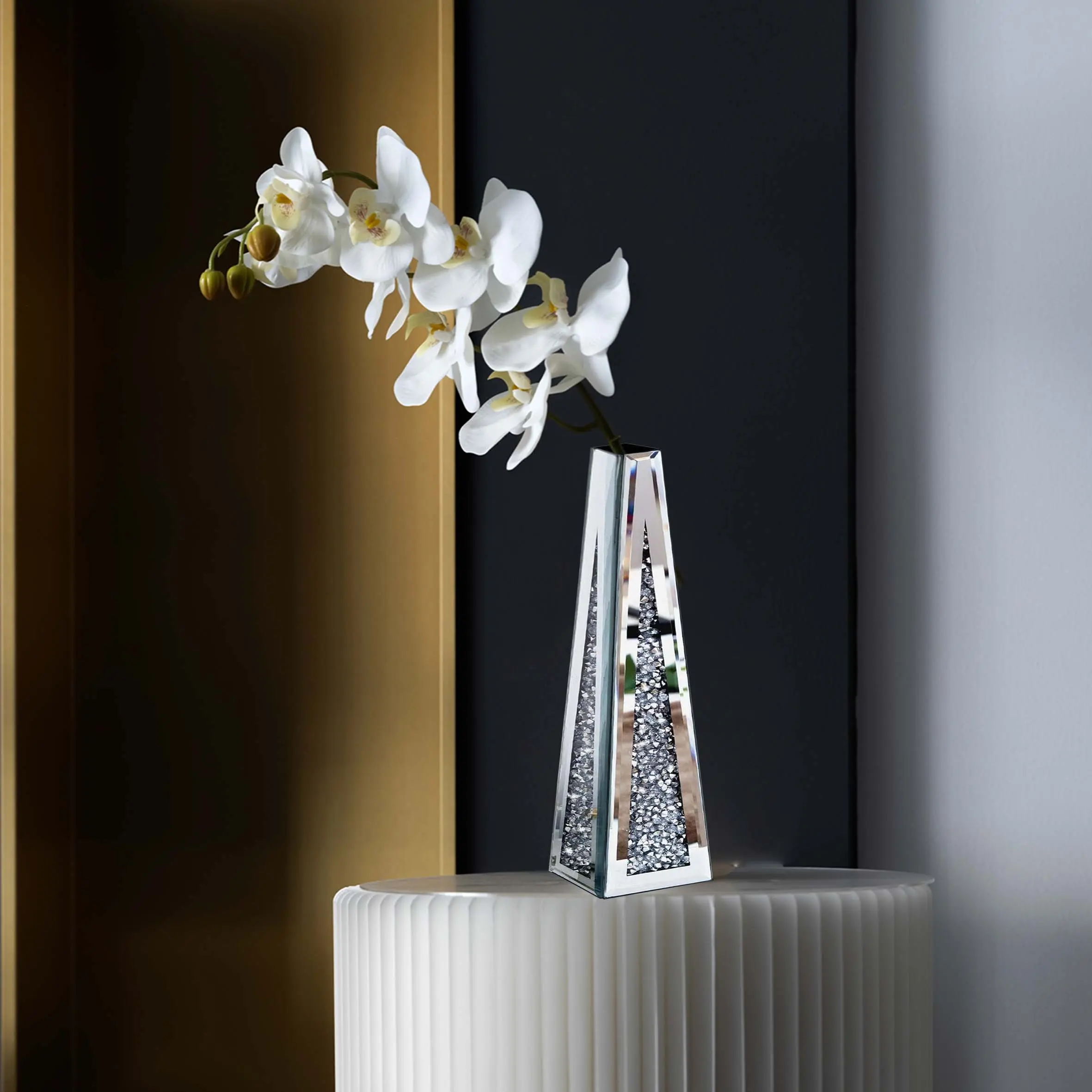 European Style Luxury Glass Rhinestone Wall-Mounted Vase, High Aesthetic Value, Artistic Decoration, Elegant Home Decor Item