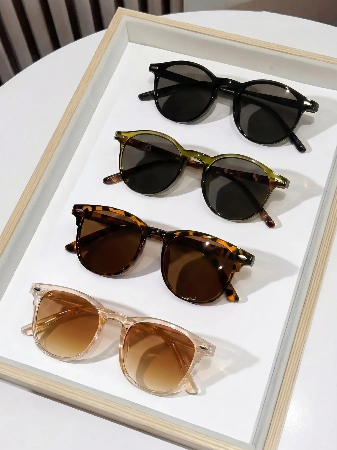 4 Pairs Round Personalized Summer Sunglasses Set, Casual Leopard Pattern Sun Protective Sunglasses, Ideal for Travel, Beach, Bar, Daily Wear, Stylish and Comfortable Eyewear Accessories