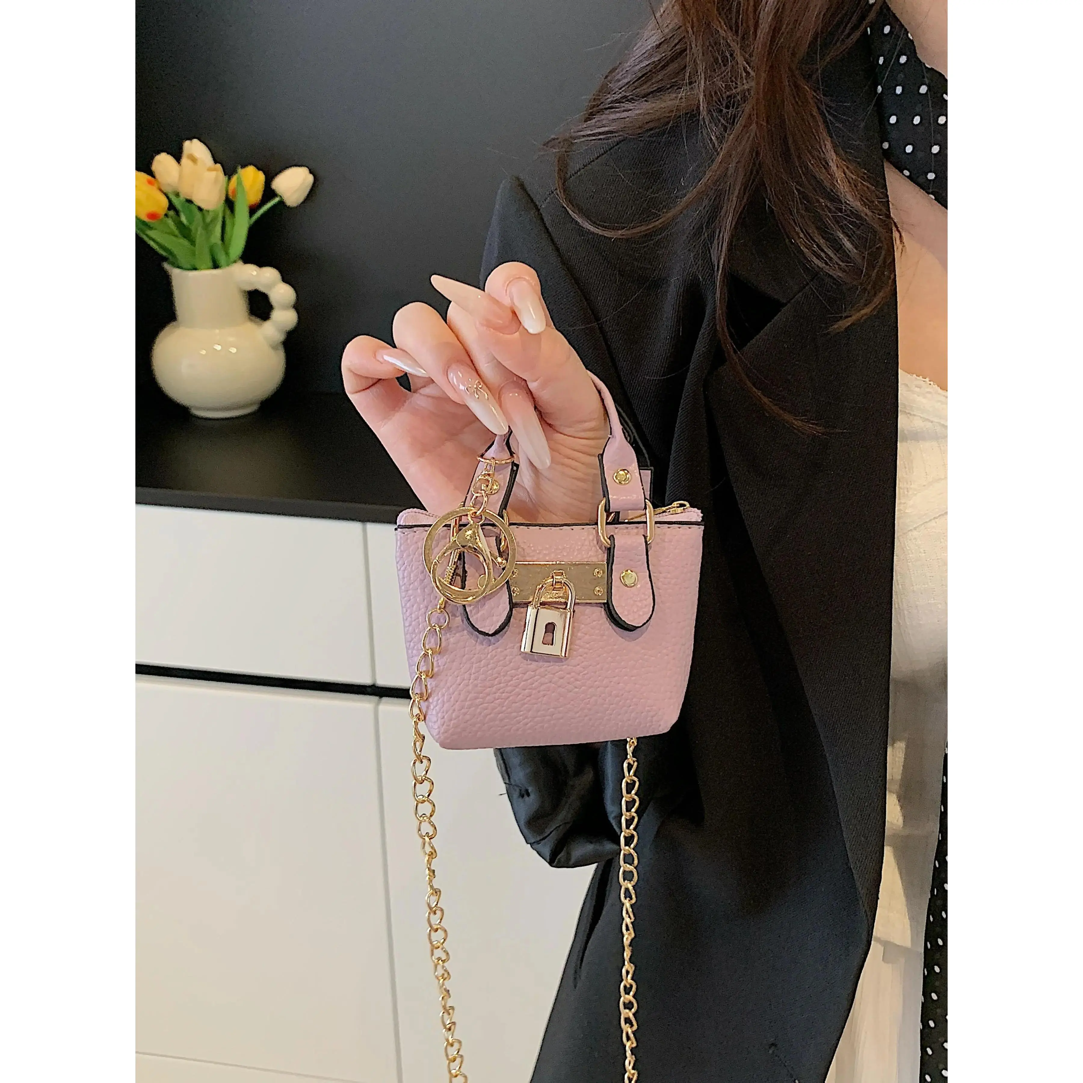 New Handheld Small Square Bag, Fashion Rhombic Chain Bag, Metal Chain Decor Elegant Shoulder Crossbody Bag, Perfect Daily Use Choice