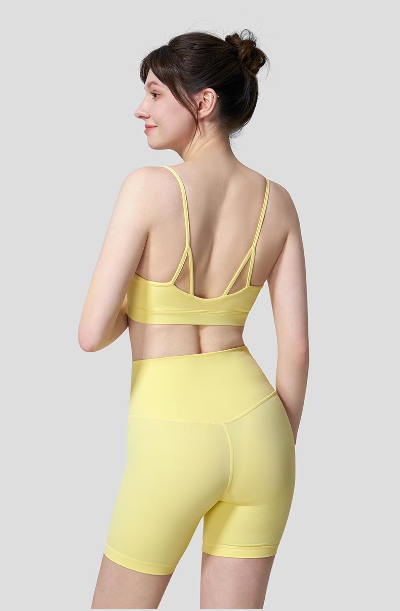 Beuty back Sports Bra Thin-StrapOuterwear-Style Yoga & Pilates Fitness Top for Women