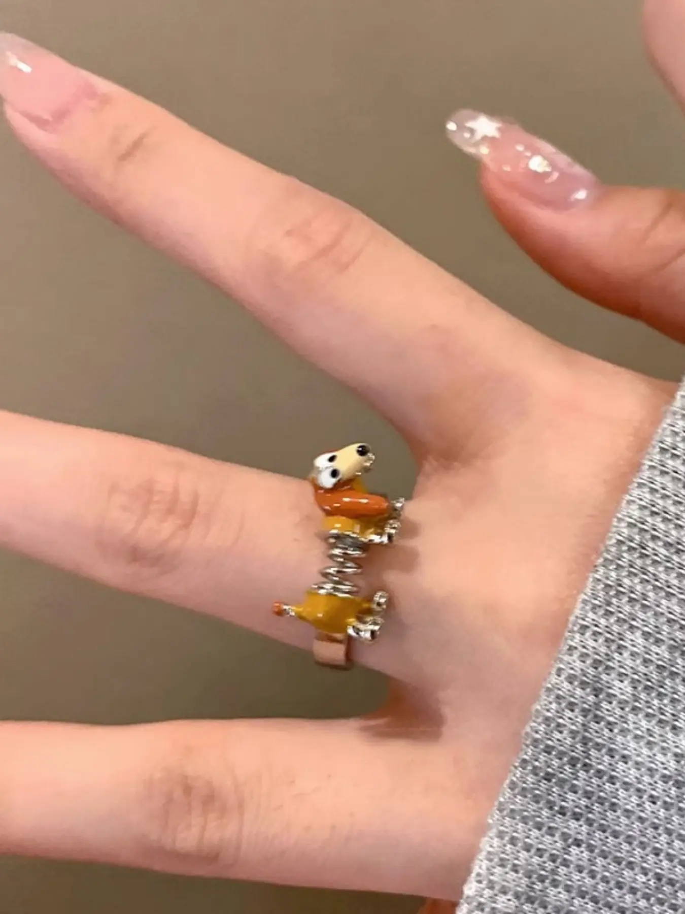 Funny Weiner Dog Ring, Creative Cartoon Style Spring Connector, Unique Design Open Finger Ring, All Seasons Fashion Accessory