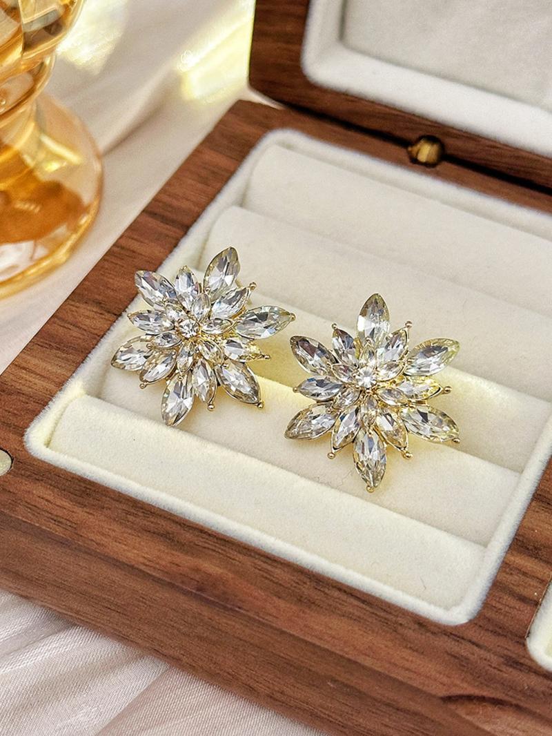 Snowflake Design Rhinestone Stud Earrings, Elegant Exquisite Jewelry for Women, Trendy Accessories for Party and Daily Life, High Quality Earrings