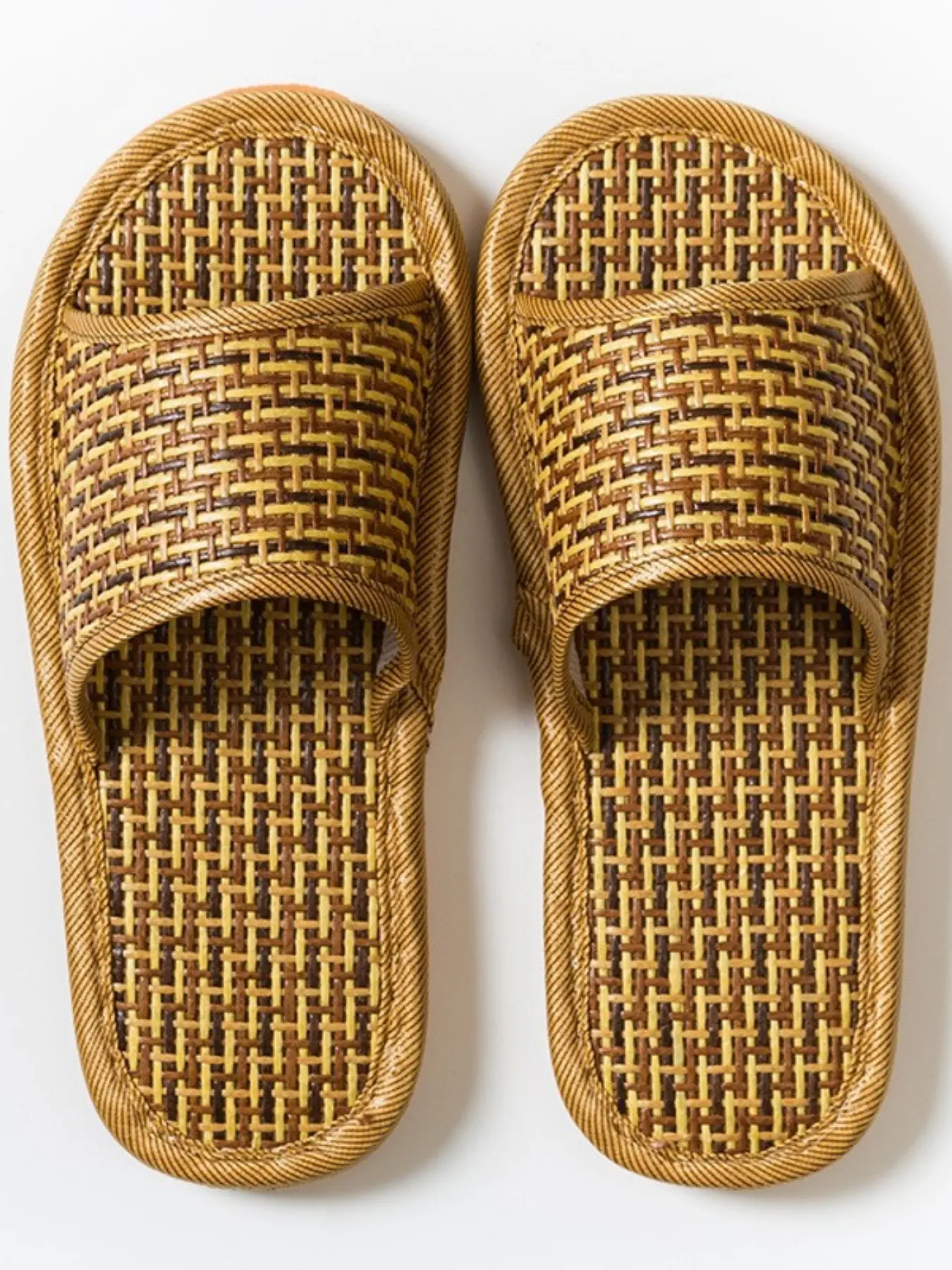 Summer outdoor linen slippers, indoor home bamboo weave couple shoes, non-slip grass mat design, unisex comfortable footwear