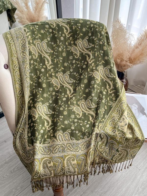 Bohemian Women's Pashmina Scarf, Long Printed Boho Style Shawl in Paisley Design, Soft and Stylish Headscarf in Multiple Colors