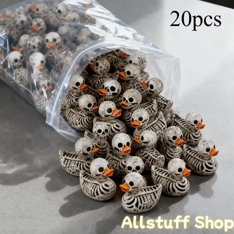 20-Piece Bag Charms, Gothic Resin Skull Duck Figurines - Mini Collectible Oddities Gifts for Horror Lovers, Halloween Decorations