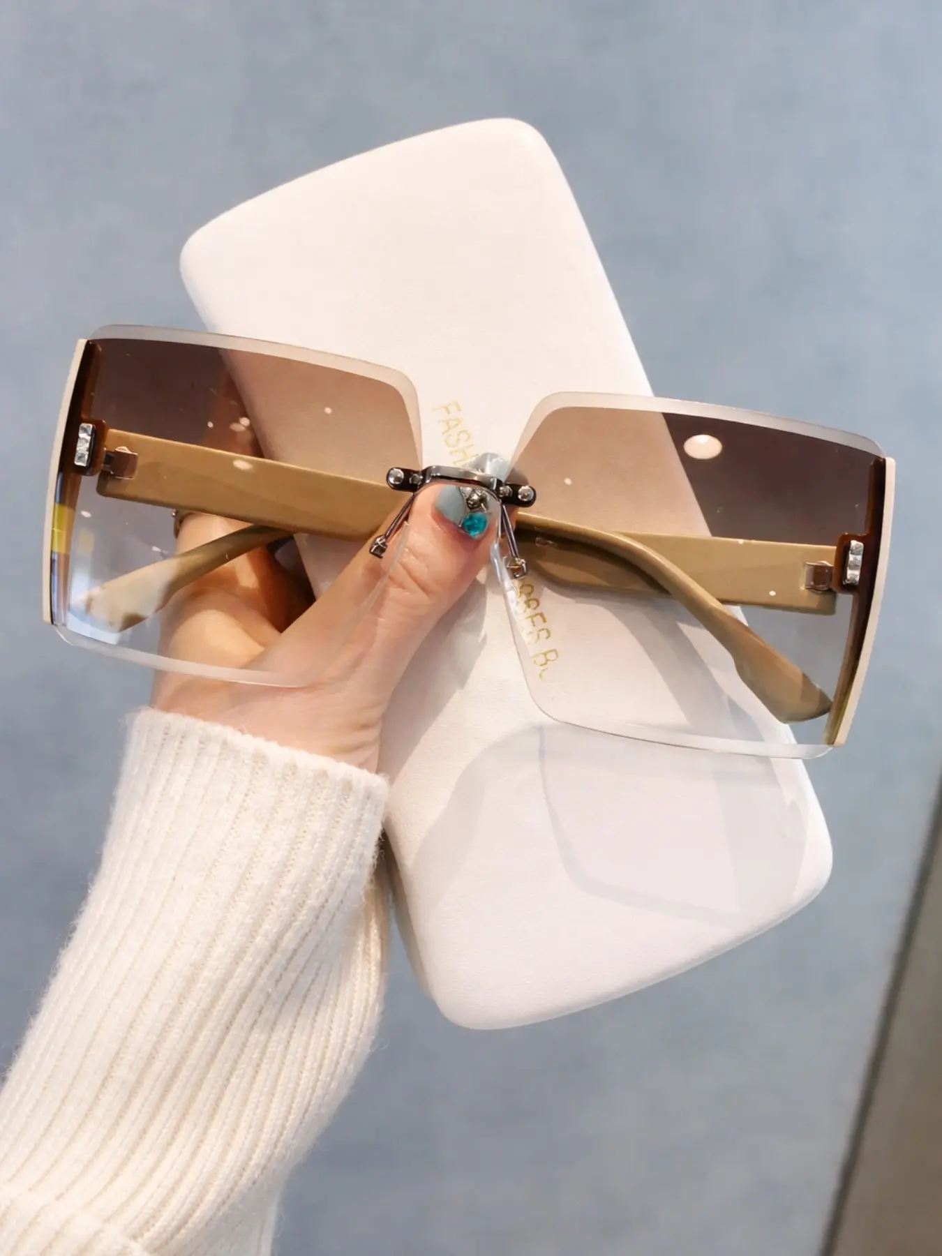 Retro Square Glasses, Large Frame Polarized Sunglasses for Women, Stylish Fashion Eyewear, Trendy Accessory for Daily Wear