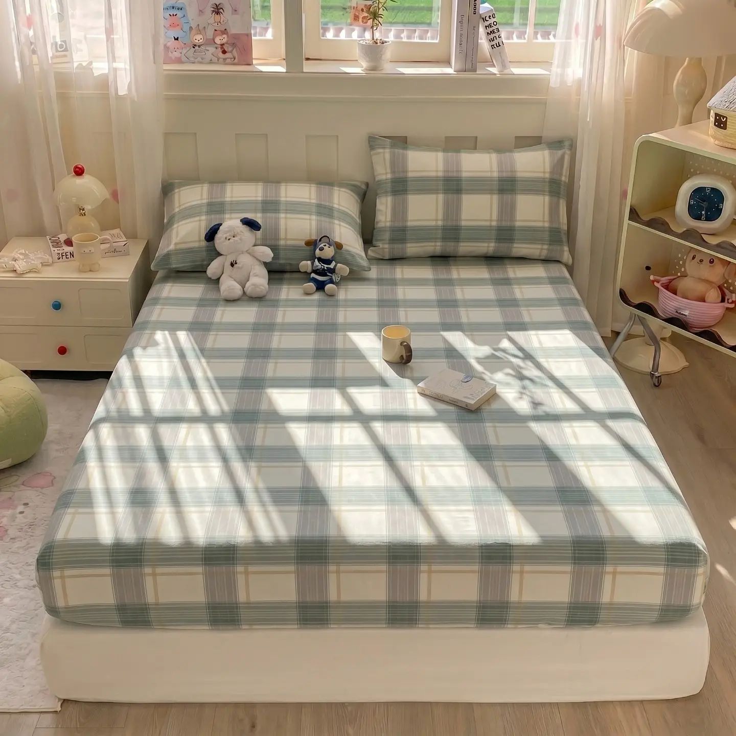 3pcs Fresh Bed Sheet Set, Includes 1 Mattress Cover + 2 Pillowcases, Soft Skin-Friendly Fabric, Single Double Queen, Soft Breathable Sheet