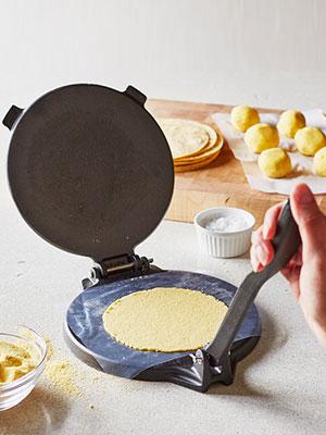 7.5 Inch Heavy Duty Cast Iron Tortilla Press,Tortilla Maker, Flour Tortilla press
