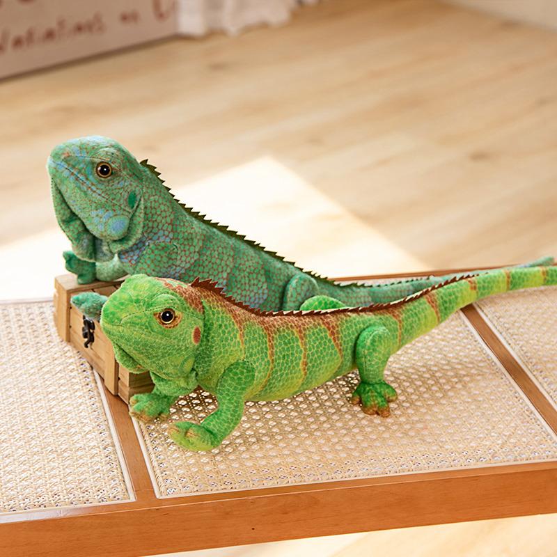 Lifelike Green / Brown Iguana Lizard Figurine Model Cute Reptile Lizard Plush Toys Simulation Animal Stuffed Doll Boys Gifts