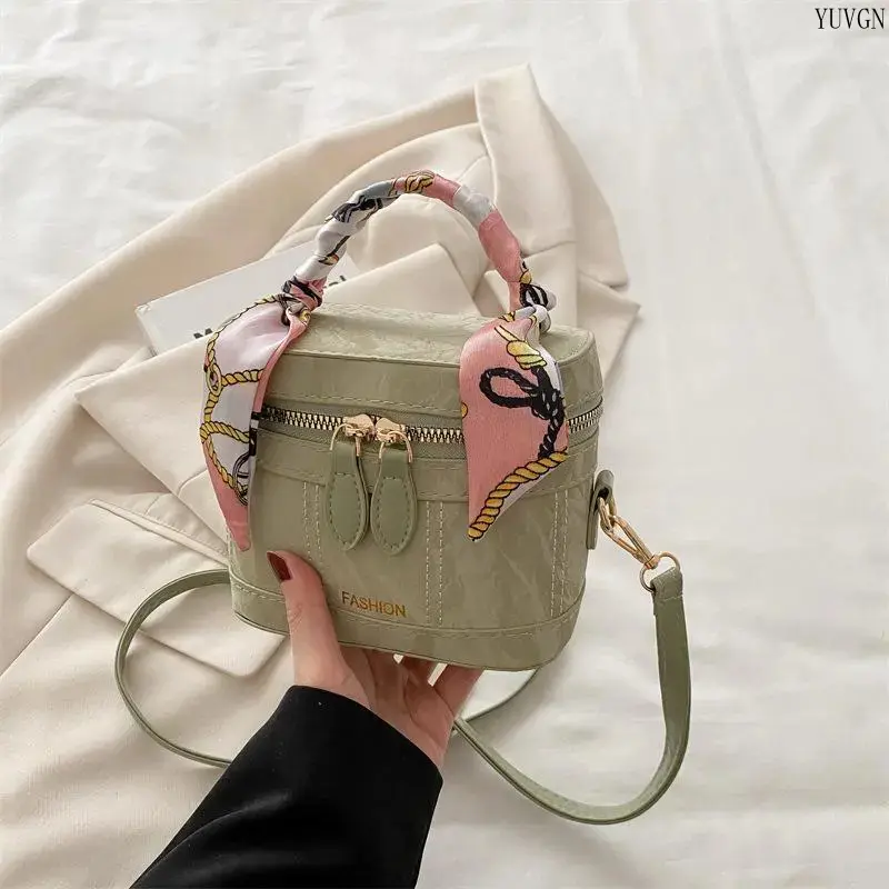 Athletic Crossbody Bag for Women, Sporty Chic Mini Square Daily Use Handbag, Lightweight for Casual Commutes & the Gym, Casual Commuter Bag, Handbag Crossbody Bag