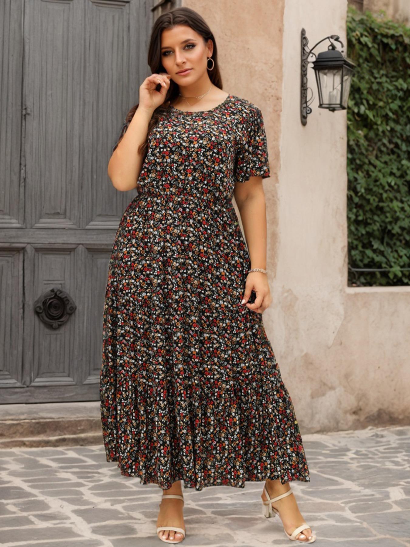[Plus Size] Ditsy Floral Print Round Neck Dress, Boho Bohemian Style Casual Short Sleeve Long Dress for Daily Holiday Vacation Wear, Women's Clothes for Spring & Fall