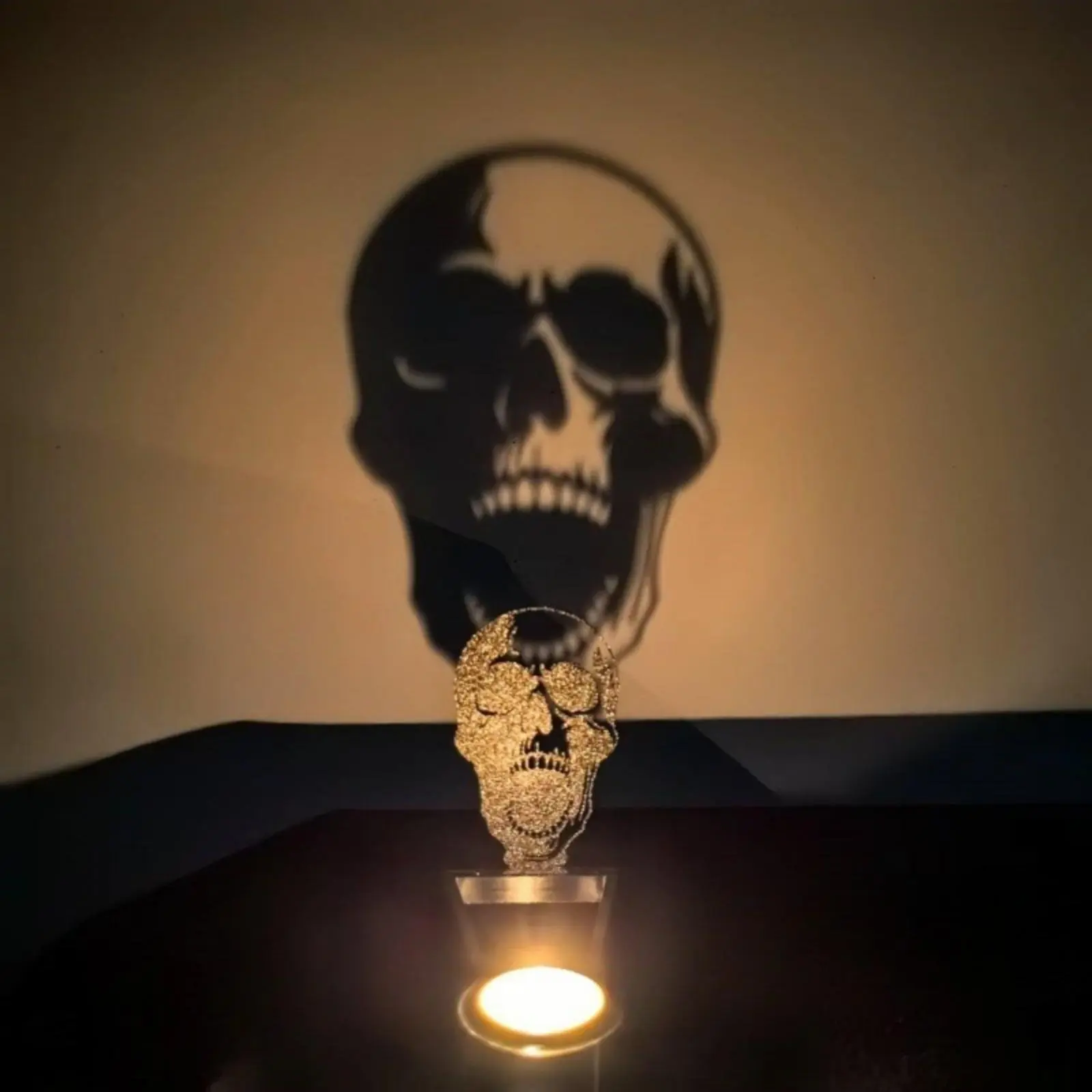 Halloween Skull Shadow Candles Holder,Funny Halloween Shadow Candlestick Decorations,Vintage Tea Light Scary Decorations for Home Party Indoor,Skull,1 Piece