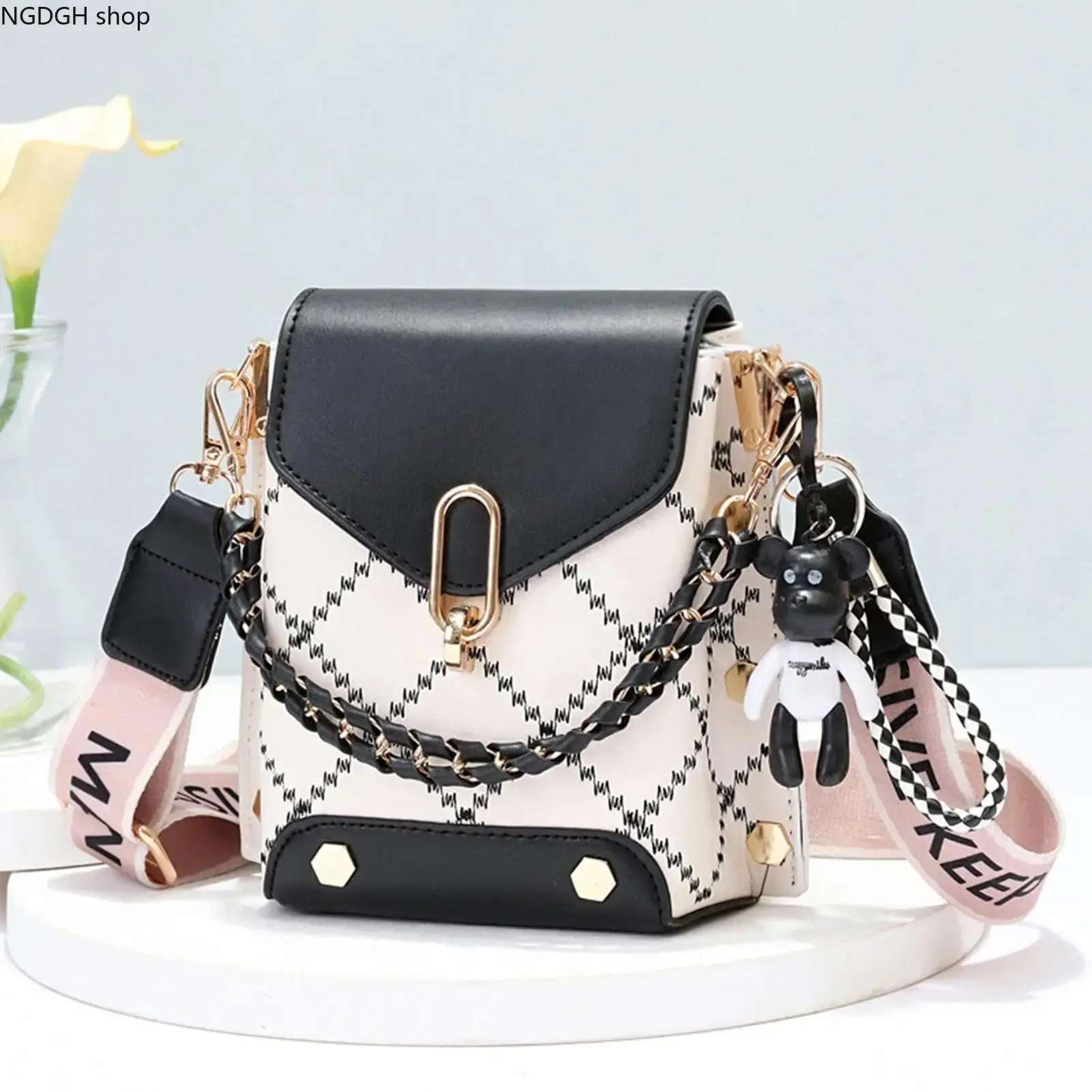 Vintage Houndstooth Embroidered Phone Crossbody Bag for Women, Retro Plaid Small Shoulder Purse with Wide Strap, Aesthetic Studded Mini Messenger Satchel for Travel Casual, Trendy Clutch, 1Pc
