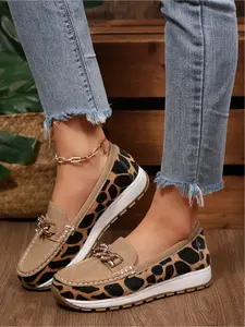 Women's new leopard print slip-on fashionable loafers with fine diamond buckle accents, thick-soled casual shoes, simple and comfortable for daily commuting