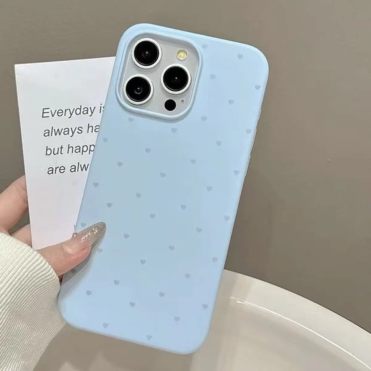 Cute solid color full screen love for iPhone17 Apple 16plus liquid silicone 15/14promax large hole Air mobile phone case 13/12Pro new anti-drop soft case senior girl
