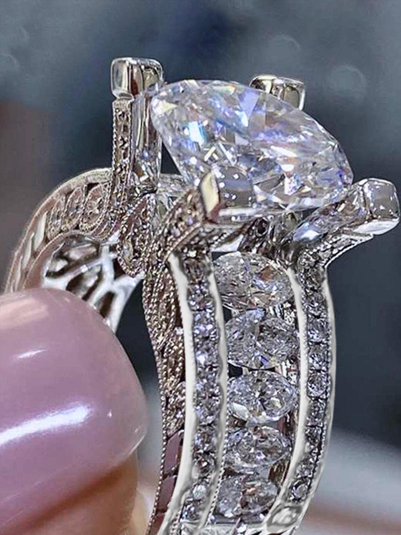 Artificial Sparkling Zircon Inlay Decorated Elegant Exaggerated Ring Jewelry for Women for Party, Daily Clothing Decor, Trendy All-match & Exquisite Jewelry for Birthday Gift Elegant Glittering Ring Artificial Gemstone Ring