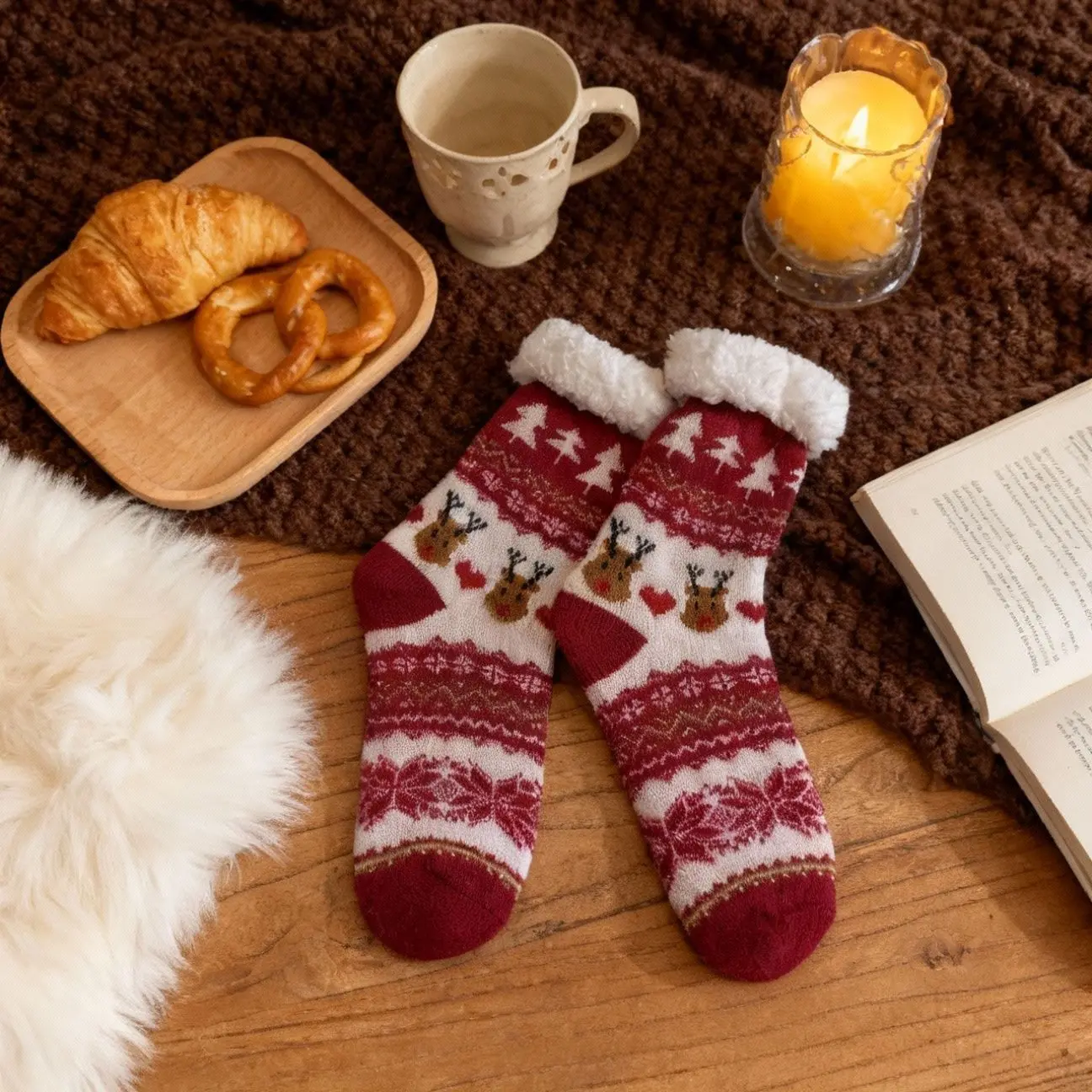 Women's Double Layer Sherpa Lined Slipper Socks, Christmas Reindeer Thermal Warm Fleece House Socks, Cozy Winter Non Slip Floor Socks for Women