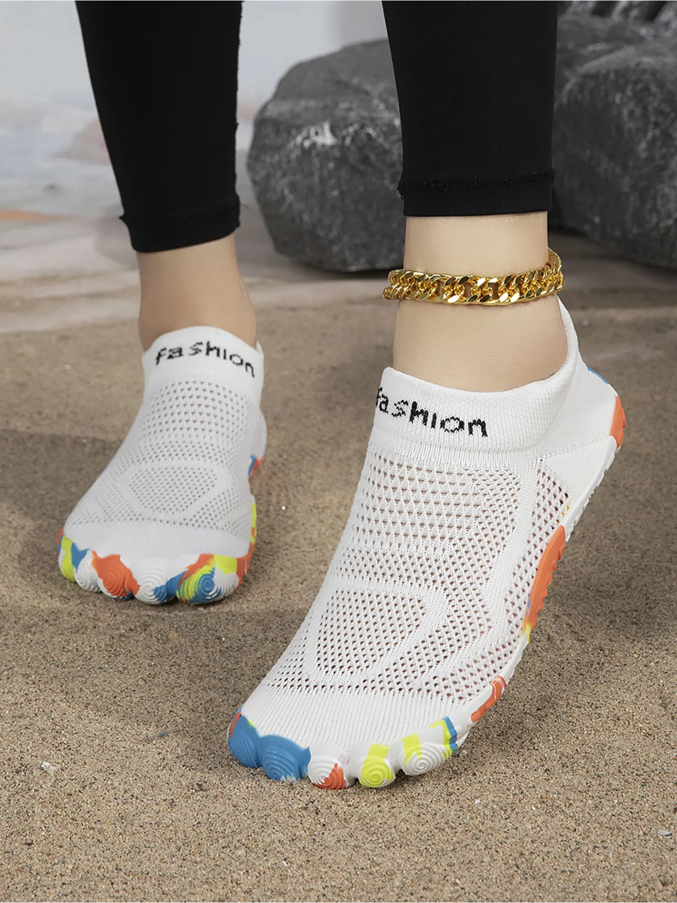 Women Breathable Mesh Barefoot Water Shoes, Anti-slip Cut Resistant Quick Dry Aqua Socks, Multi-purpose Beach Shoes for Swimming Yoga Snorkeling