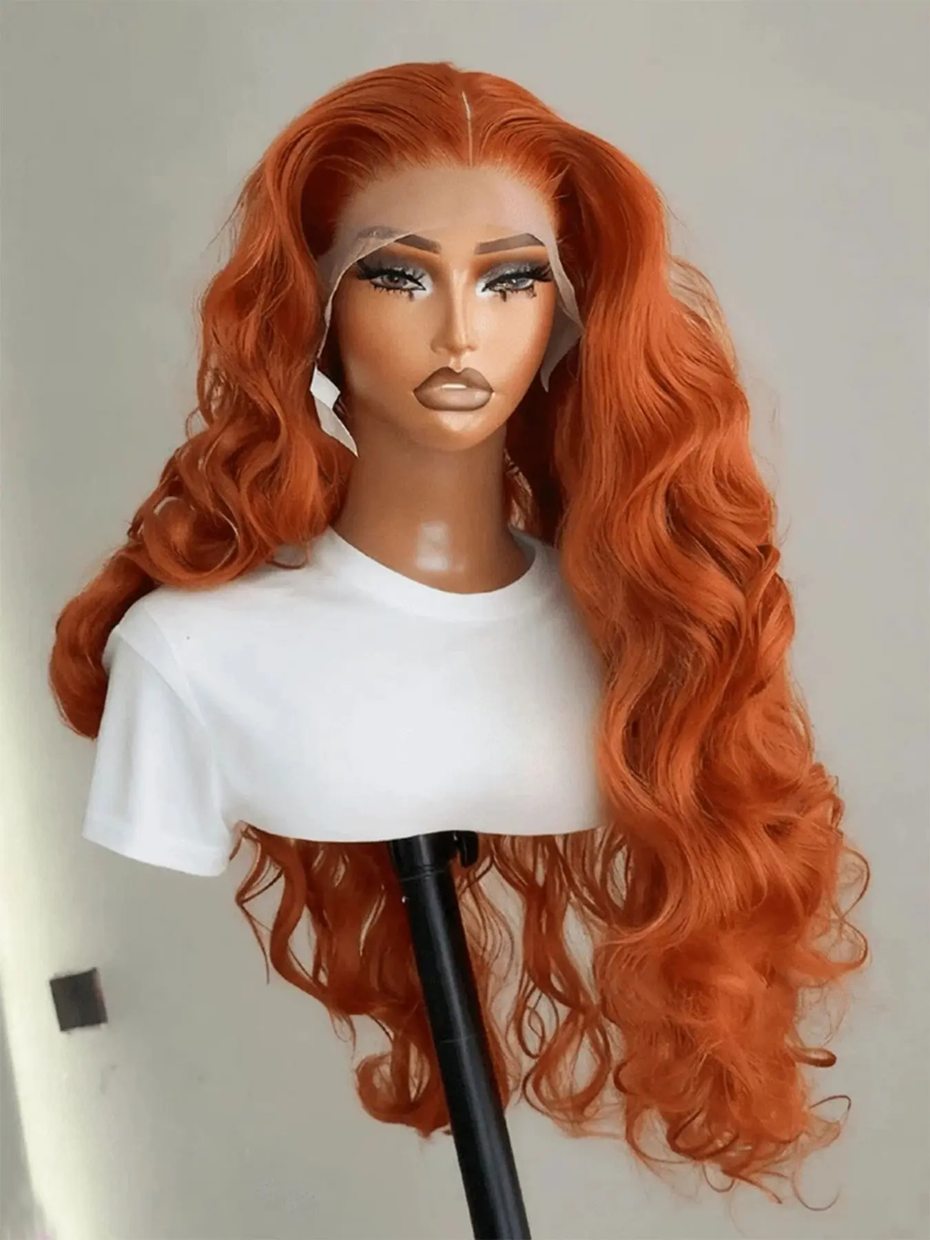 Ginger Orange Body Wave Wig Synthetic 13x4 Lace Front Wigs Heat-Resistant Hair 26 Inch 200% Density 13x4 HD Transparent Lace Frontal Wigs Pre Plucked Hairline Suitable To Wear On Daily Or Holiday Occasions Wig