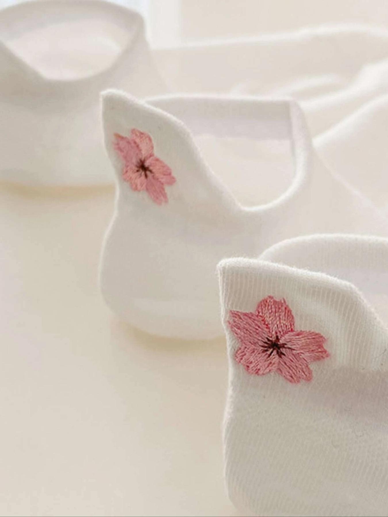 Women's Floral Embroidered Ankle Socks, Casual Soft Comfy Knit Low Cut Socks, Comfy Anklet for Women, Multi-pack Hosiery for Summer, Elegant