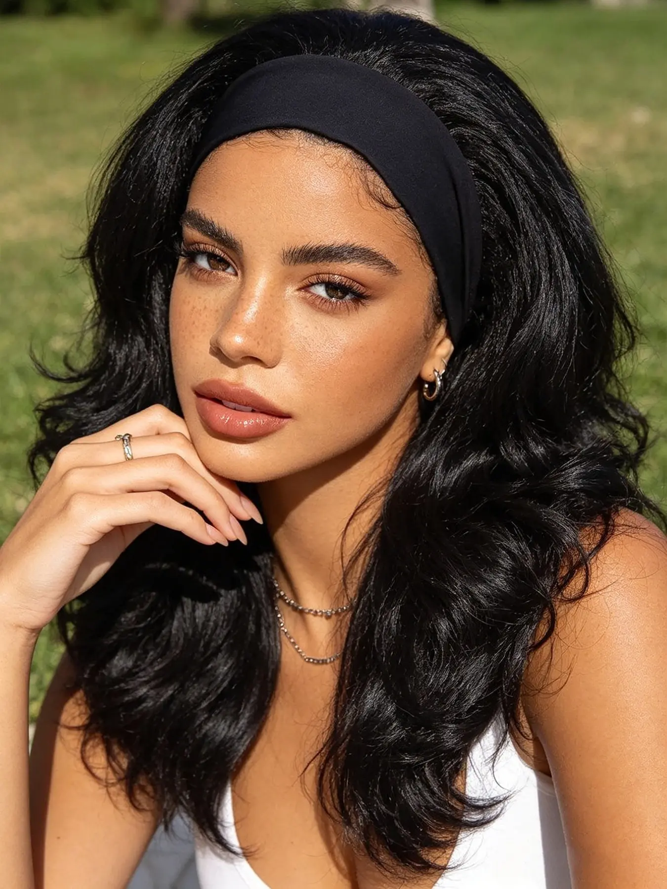 20 Inch Layered Wave Headband Wig Glueless Wig Loose Wave Synthetic Hair Yaki Curly with Curly Ends Natural Look Daily Wig for Black Women