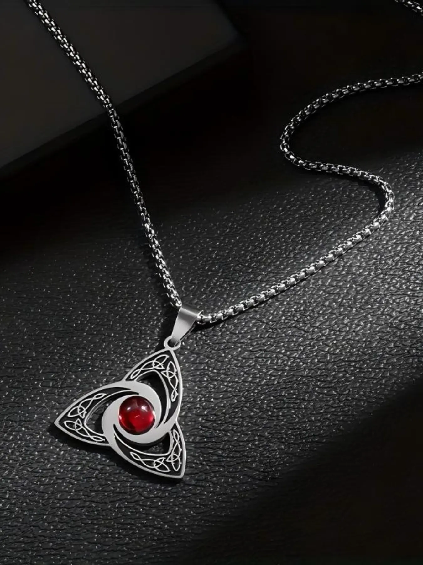 1 Pc Classic Trinity Knot Zircon Pendant Chain Necklace, Stainless Steel Witch Knot Jewelry, Unisex Classic Gift, Elegant Accessory