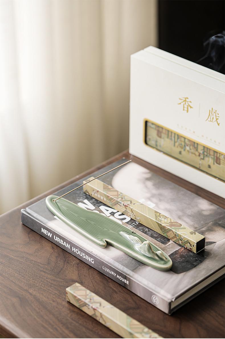 Vietnam Nha Trang Agarwood & Sandalwood Incense Gift Set with Incense Holder Perfect for Gifting Fragrant Aromatherapy Set incense stick fragrance