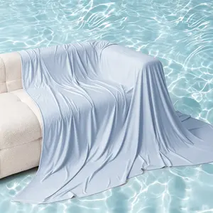 1pc Breathable Cooling Throw Blanket Suitable for Hot Sleepers, Lightweight Summer Cooling Bedding Heat-Absorbing Keeping Adults Cool Soft Airy Smooth, for Bedroom Living Room Dorm