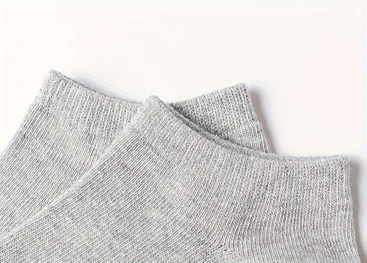 20/30/40/50 Pairs of Breathable and Comfortable Socks, Moisture Wicking, Lightweight and Soft, Suitable for Wearing All Seasons Minimalist Knitted Fabric Outfit Man