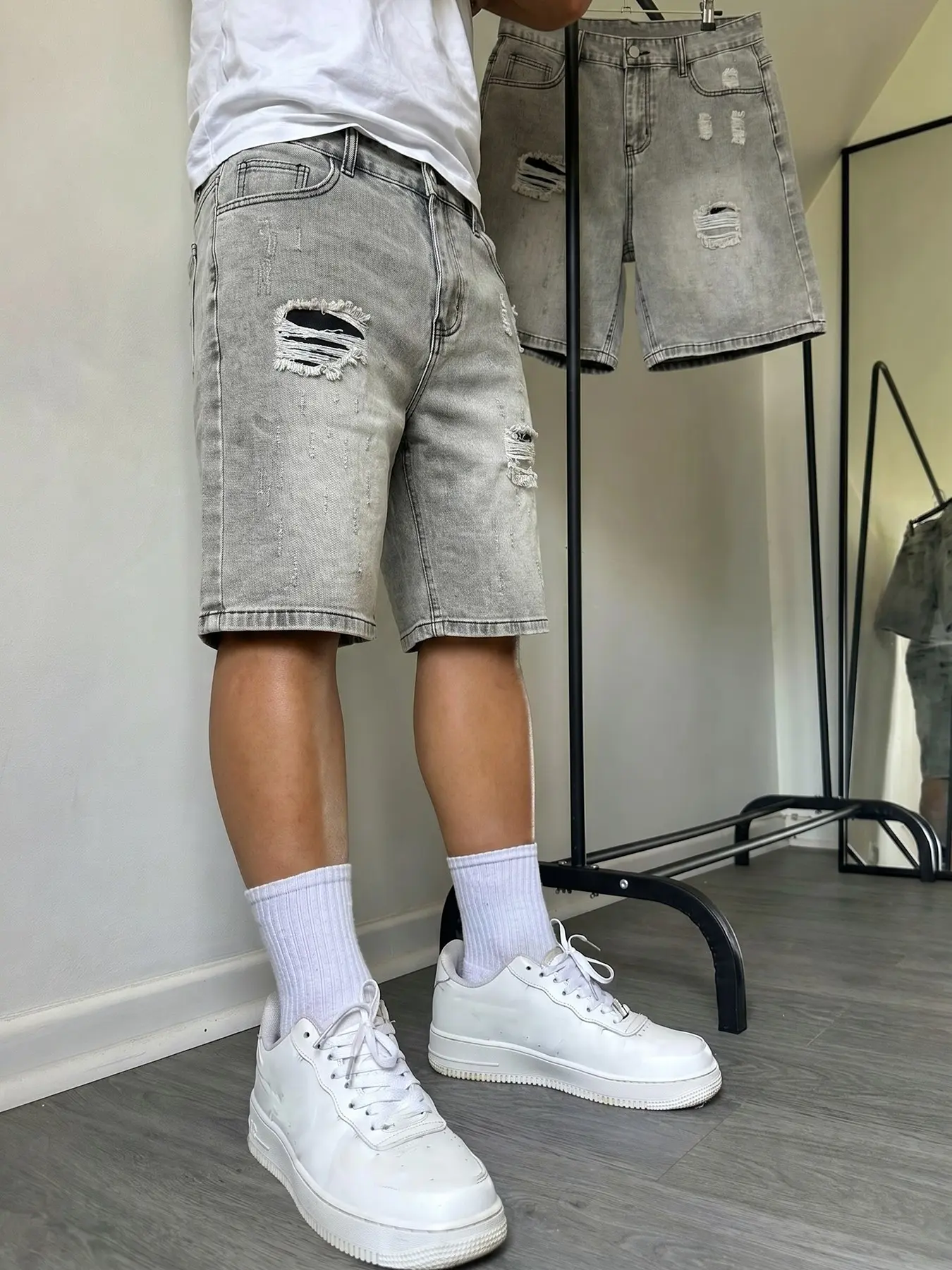 Summer ripped 5-inch Loose Plain Man denim Jean shorts Cotton non-stretch straight cut, hip-hop streetwear street style, breathable & versatile, ideal for daily commuting casual wear