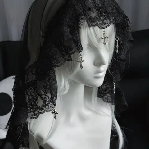 Gothic Lolita Cross Pendant Lace Veil, Vintage Nun Headscarf, Dark Halloween Photo Prop, Gothic Fashion Accessory, Retro Style, Shawl Wrap