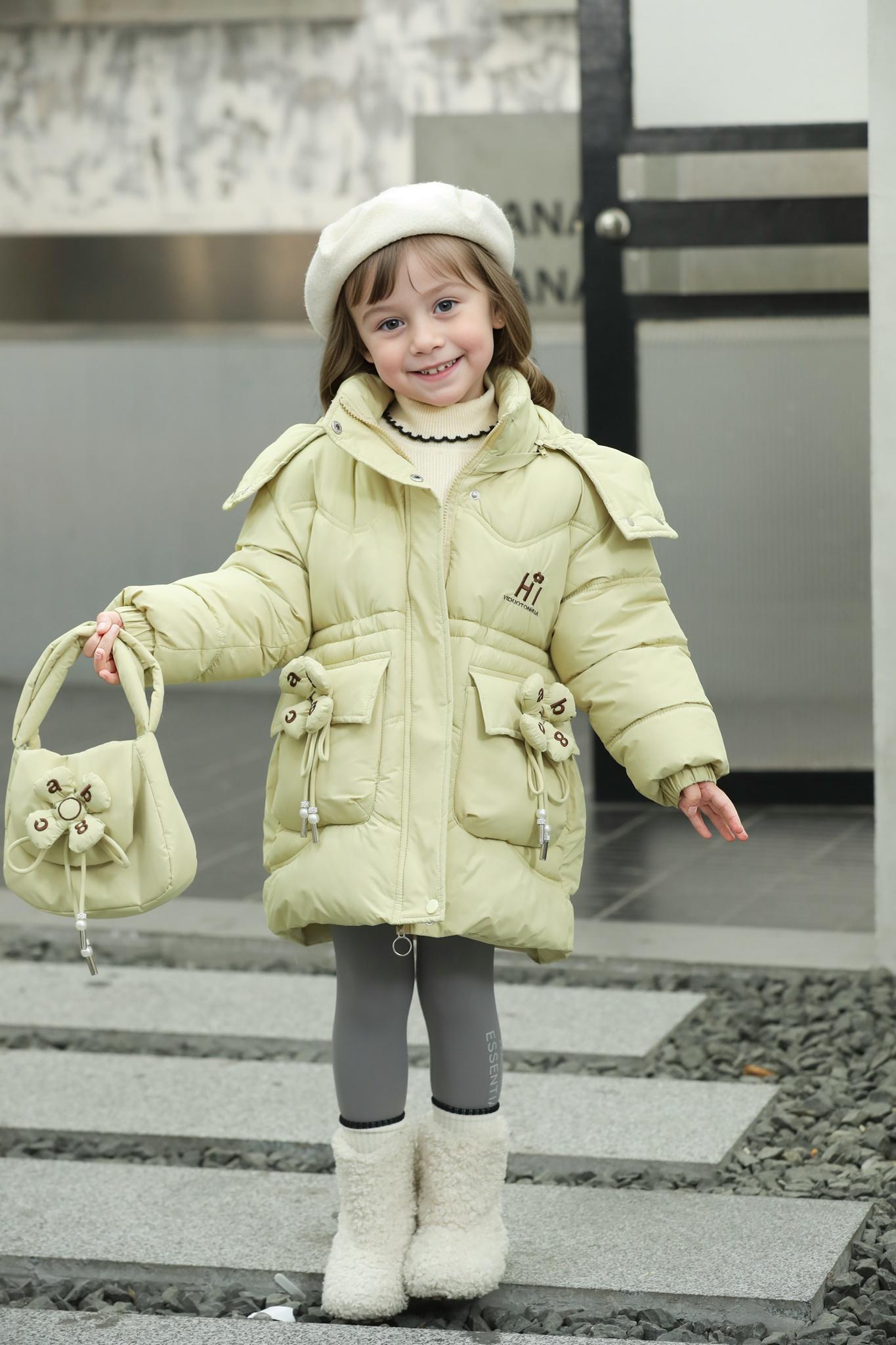 Girls' Winter Warm Hooded Jacket with Letter Embroidery & Small Pockets - Thick Polyester Coat for 5-12 Years, Cute Cartoon Design, Zipper Closure, Kids Winter Coat, Festive Kids Wear, Playful Kids Fashion, 6, Winter Jacket For Girls(Gift)11