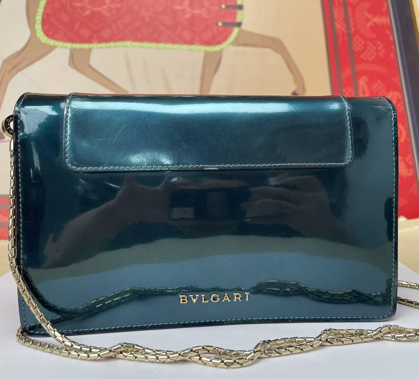 Pre-owned Bvlgari Serpenti Turquoise Snake head Buckle Patent Leather Shoulder & Crossbody Bag