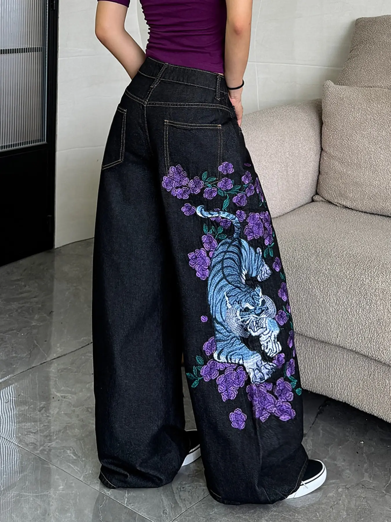 Women's Denim Jeans, Colorblock Tiger Embroidery Wide Leg Jeans, Y2K Streetwear Street Fashion Loose Fit Long Pants, All Seasons