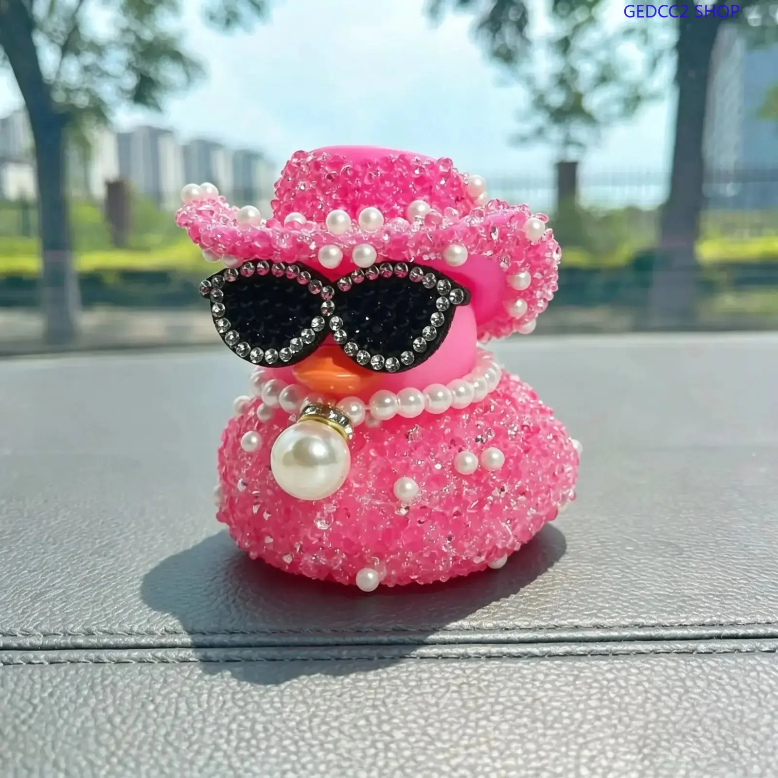 Luxury Rhinestone Pearl Duck Car Figurine, Sparkly Dashboard Interior Ornament, Stylish Auto Accessory for Car Truck SUV, Unique Creative Gift for Car Lovers