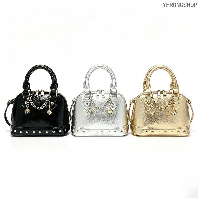 Fashion Silver PU Material Rivet Chain Decor Crossbody  Bag with Adjustable Strap, Women Y2K Punk Style Mini Handbag Shell Bag,  Clutch Purse, Millennium Aesthetic, Dance Party Accessory random Inflatable Santa Claus Deer Sleigh Set bucket solid drop