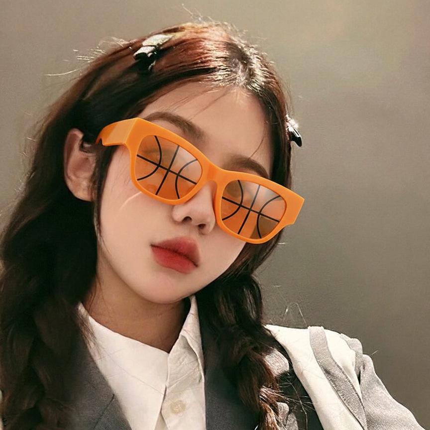 2026 new dopamine wind UV protection sunglasses D retro sunglasses small face sunshade girl modern