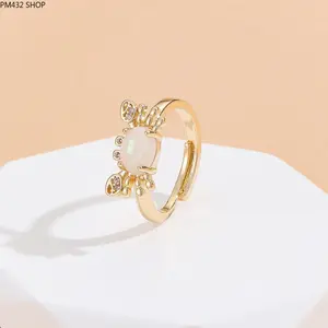 Moonstone Crab Ring for Women, Fashion Creative Animal Design, Trendy Statement Cocktail Ring, Unique Adjustable Jewelry