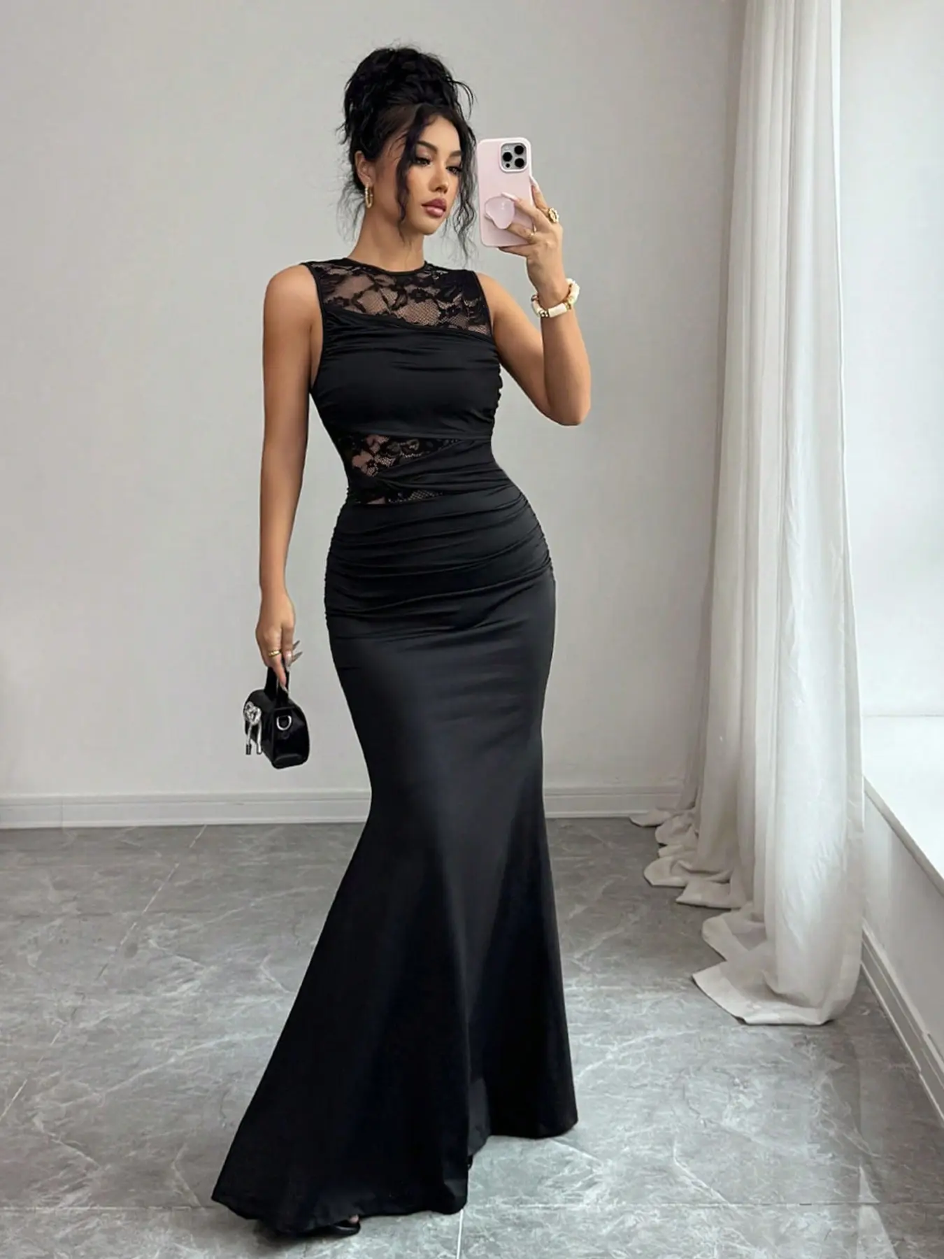 Ladies' lace spliced fish tail dress, hollow black lace hip wrapped long dress, sleeveless round neck design, sexy waist cinching slimming dinner dress, French elegant style, Elegance, suitable for parties, banquets, and formal occasions in all seasons