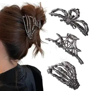 2026 New Unisex 3-Pcs Hip-Hop Edge Hair Claw Clip Set, Metal Bag Charm Clips with Spider Web, Skull Motifs & Spider Hand Art, Styling Accessory for All Hair Types, Party Ready Gift Choice