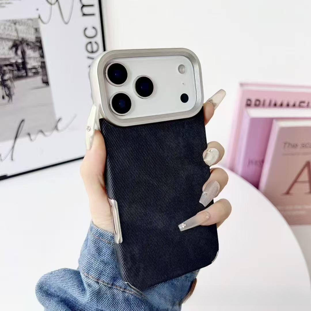 Retro Embossed Denim Pattern Phone Case for IP17ProMax IP16 Electroplated Silver Soft Case 15/14/13Pro Anti-Drop Protection Fashionable Durable Electroplated Silver Finish
