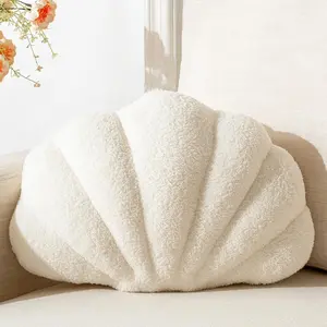 18ACTIVEKITXIAIJIA Seashell Throw Pillows Shell Shaped Pillow White Sea Shell Pillows for Bed Seashell Decorative Pillow Soft Plush Pillow Sea Couch Decoration(13 X 10 inch)