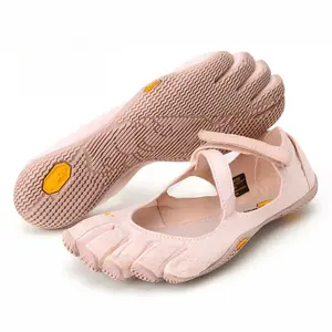 2026 latest model pink five-toed shoes, suitable for Pilates, indoor fitness, yoga, and dance