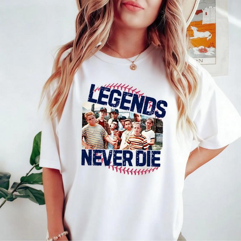 The 1990s' "Sandfield Legend" continued to be popular among women through retro baseball T-shirts and team jerseys